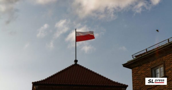 Πως η Πολωνία εξευτελίζει τη Γερμανία!