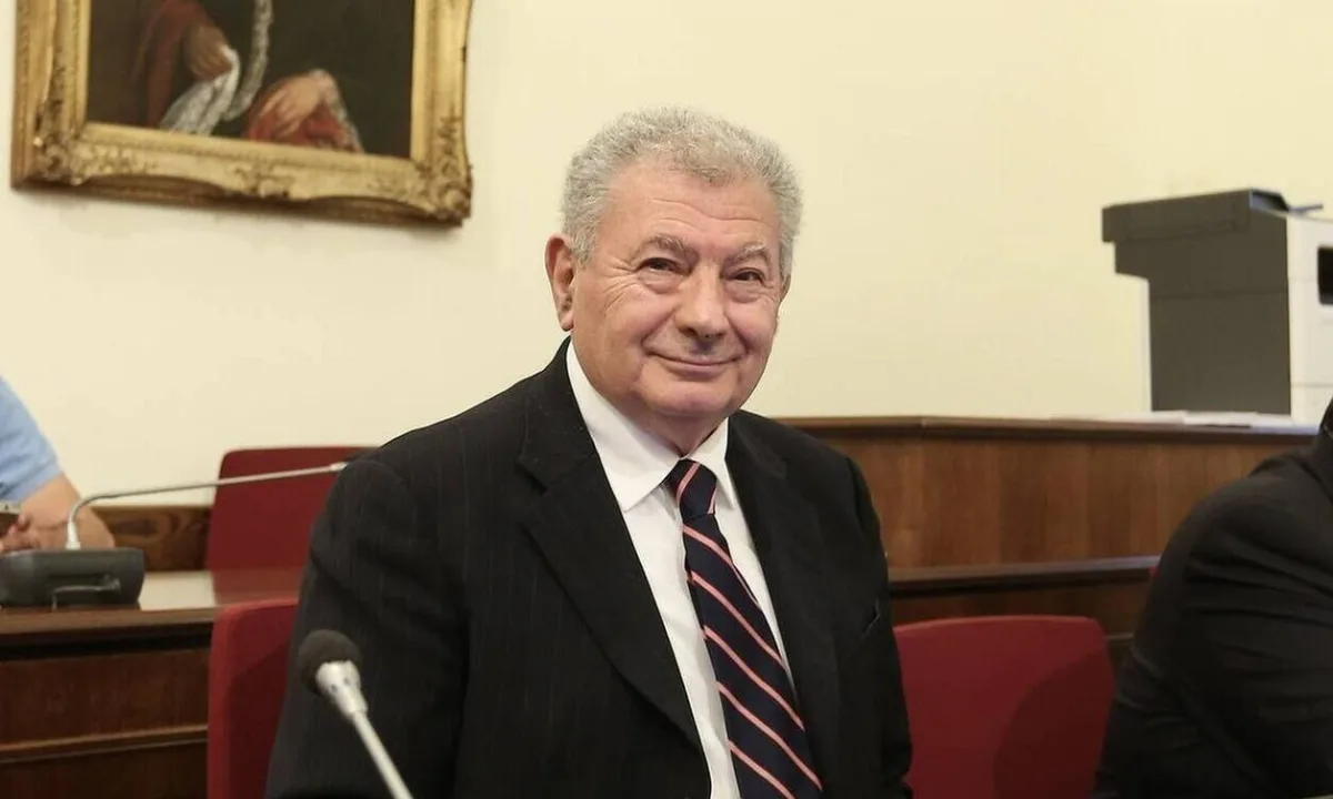 Θάνατος Σήφη Βαλυράκη: «Οι δύο ψαράδες παραποίησαν τη μηχανή του σκάφους του και σκούπισαν ακόμη και το αίμα του» καταγγέλλει η οικογένεια του - Εικόνα άρθρου