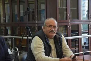 Με το Λιμενικό, με τους διακινητές ή με την αλήθεια;, του Μάρκου Σκούφαλου